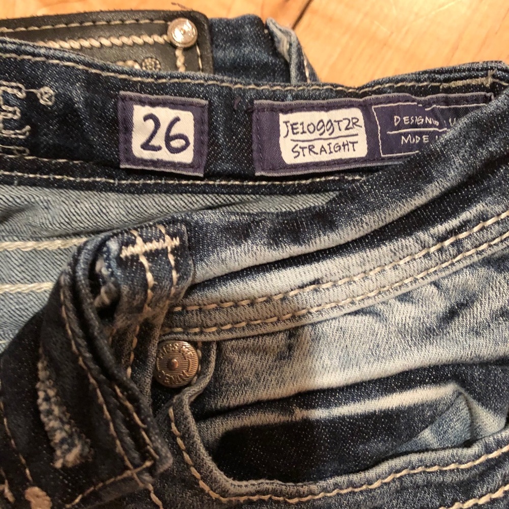 Jeans - Picture 3 of 3
